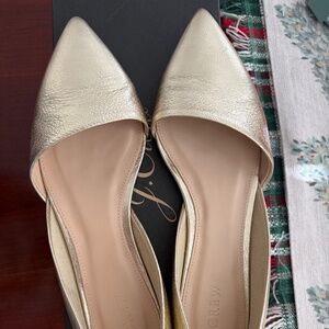 Gold flats
